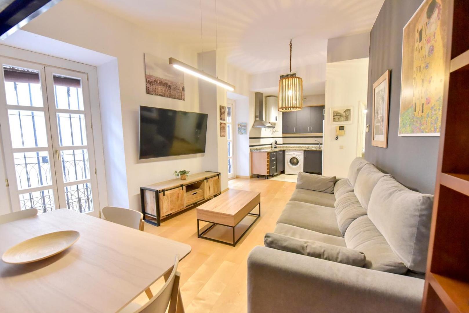 New! Contemporary With Pool And Parking Included Appartement